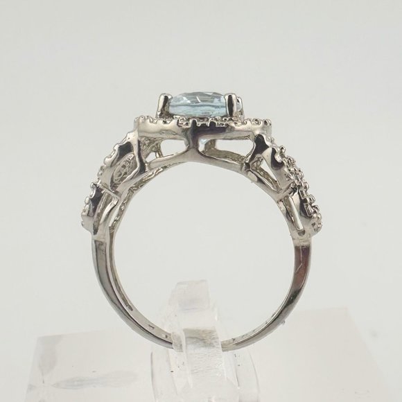 Beautiful Floating Oval Natural Blue Topaz w Textured Detailing / Diamond Accent - Picture 3 of 11